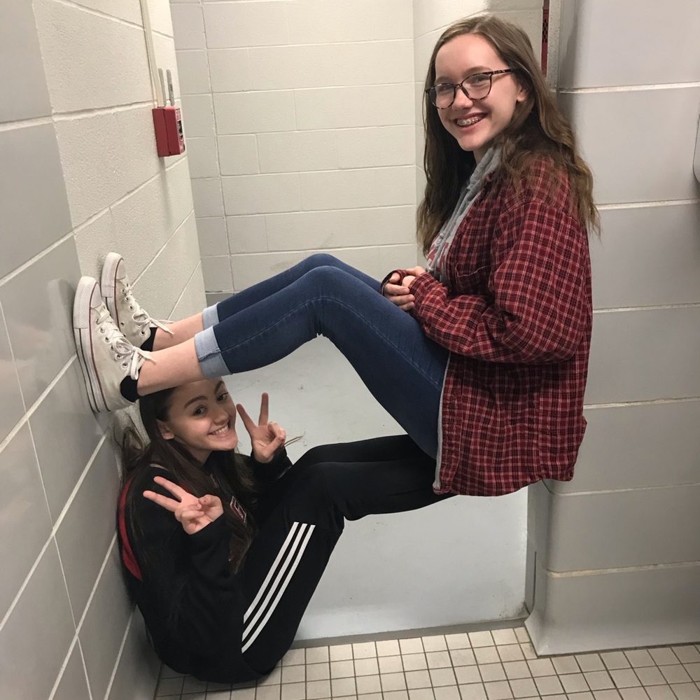 Meet your Poshers, Audrie and Marlene!
